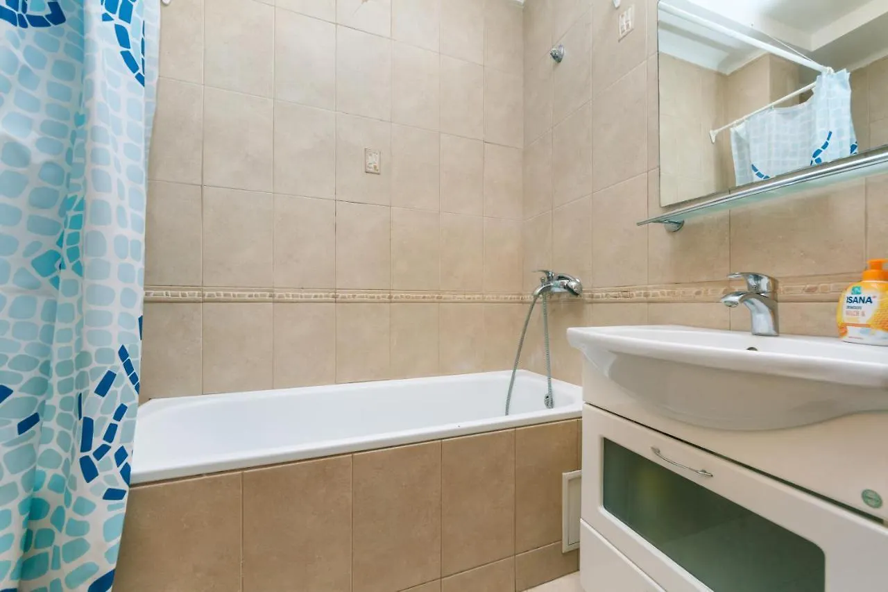 Apartment On Lva Tolstoho Street Κίεβο